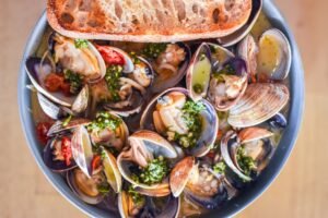 liv's long beach seafood belmont shore