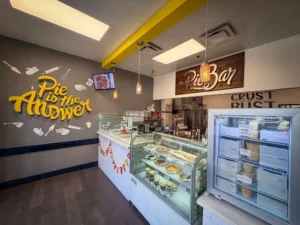 laurie's pie bar Long Beach